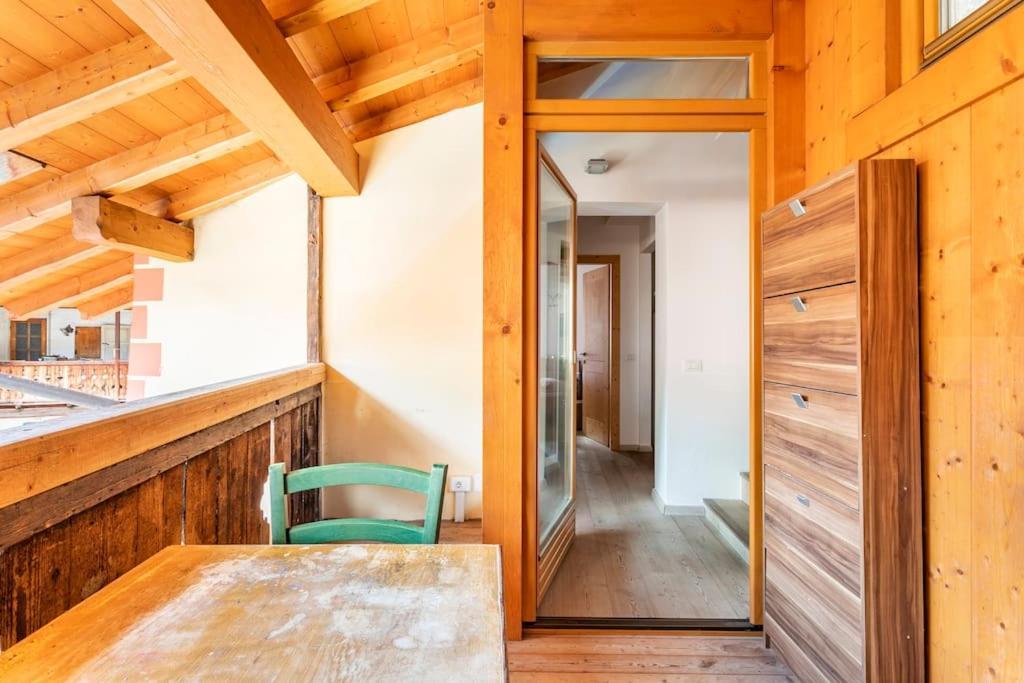 Appartamento Rustico Con Stube E Balcone Predazzo Exterior photo